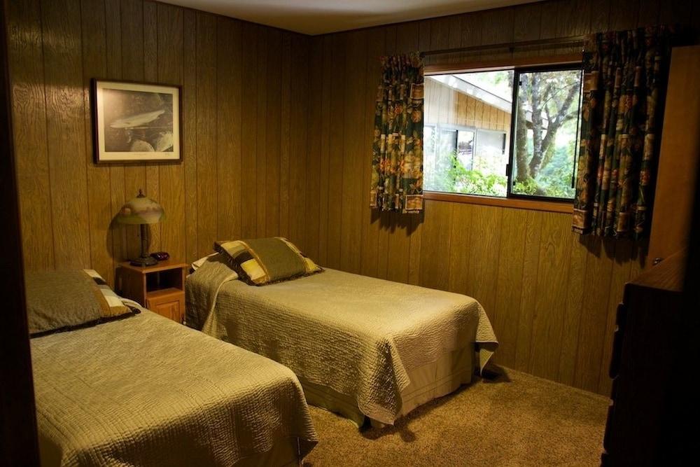 The Wayfarer Resort