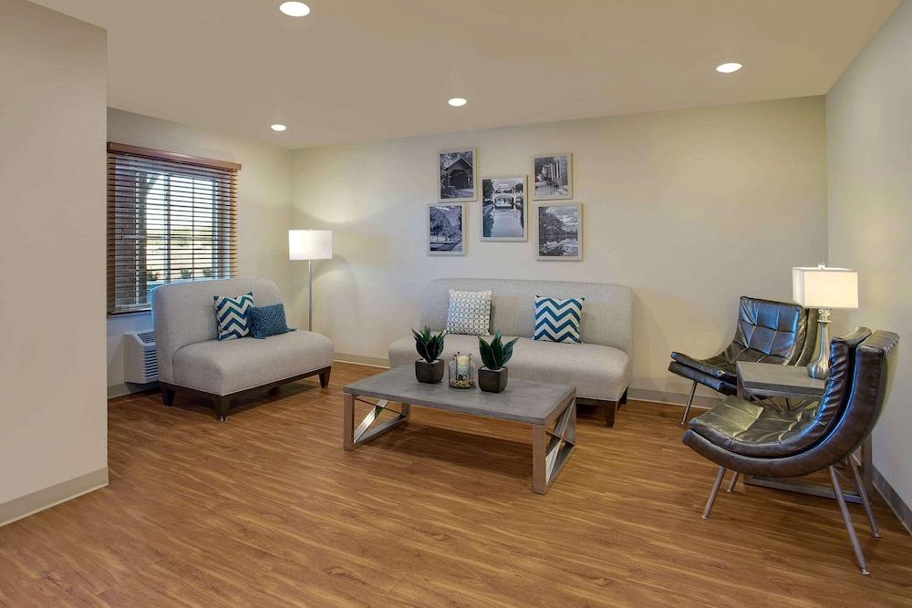 WoodSpring Suites Frederick