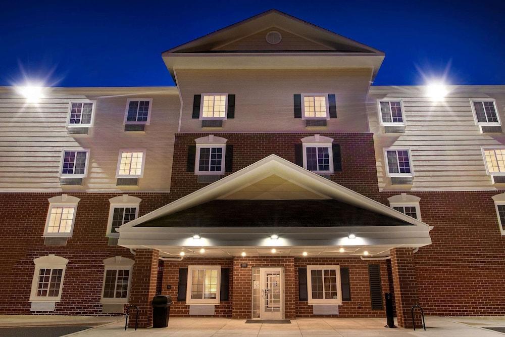 WoodSpring Suites Frederick