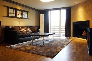 Bears Town Tower Condo