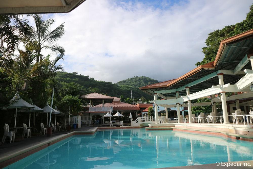 Splash Suites Hotel Laguna