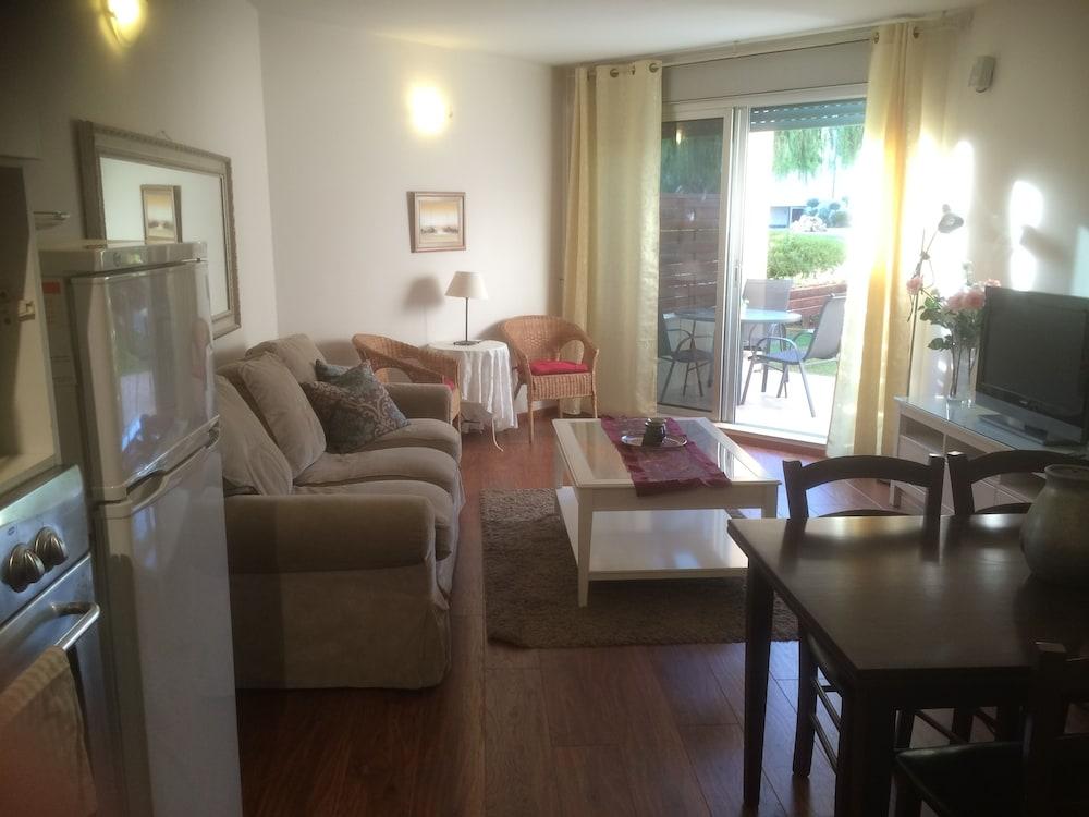 Nomi Suites