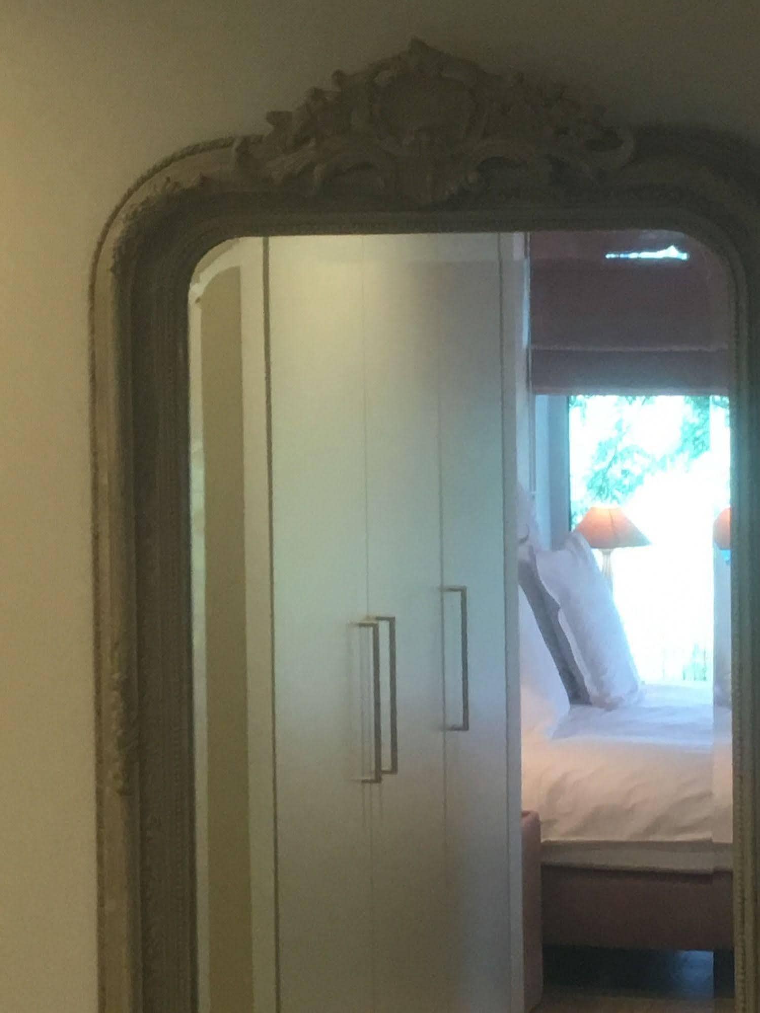 T Bed & De Tafel