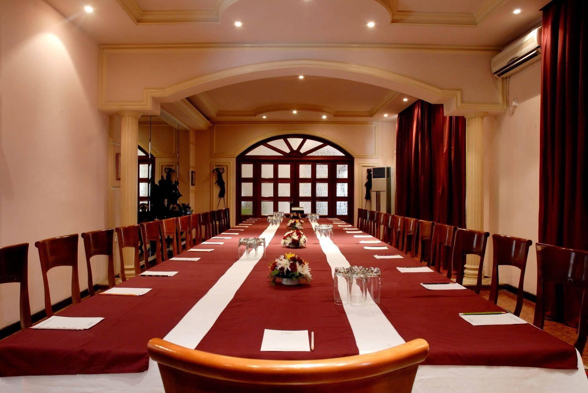 Hotel Elion House
