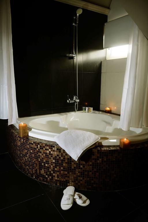 Hotel Elion House