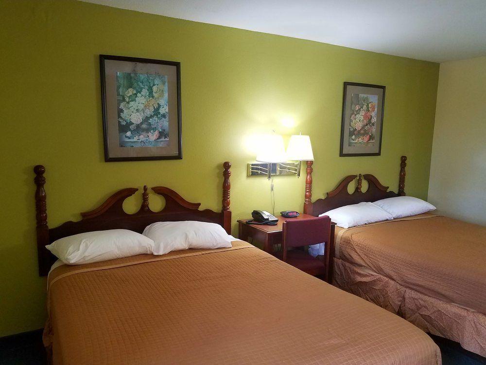 Motel 8