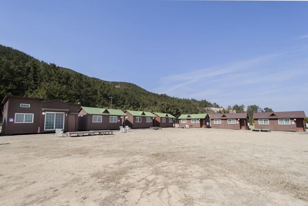 Pine Beach Hotel