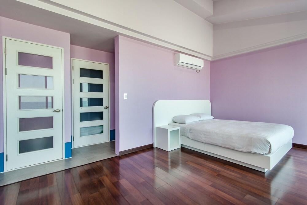 Pine Beach Hotel