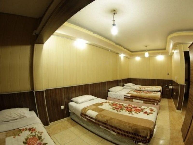 Naderi Hotel