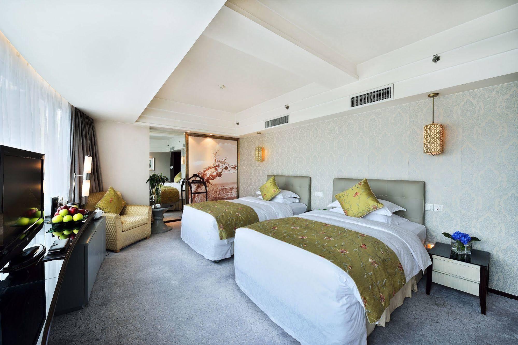 Hongfu Hotel Xinjiang