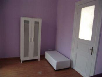 Ezra Suites