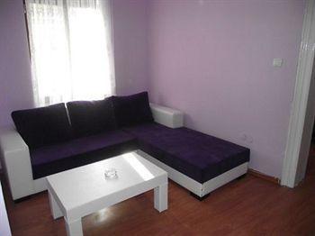 Ezra Suites