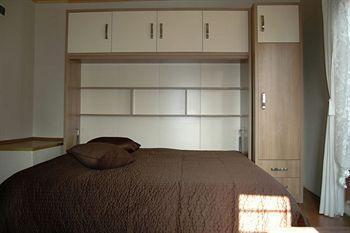 Ezra Suites