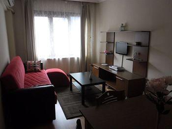 Ezra Suites