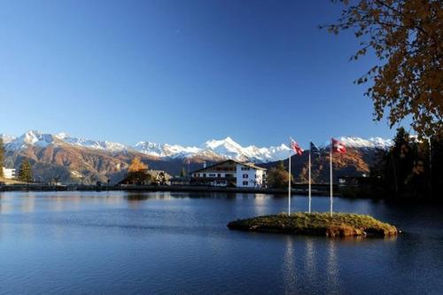 Hotel du Lac
