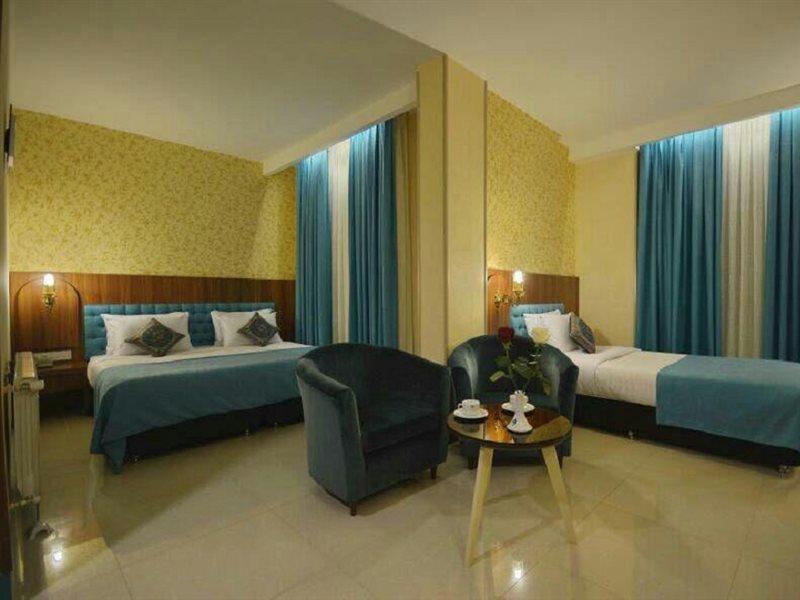 Arg Hotel