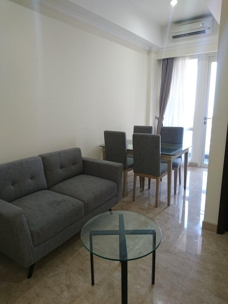 Hotel Menteng 2