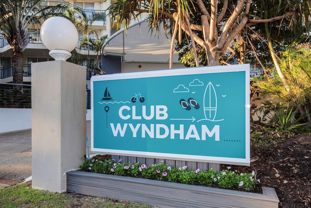 Wyndham Kirra Beach