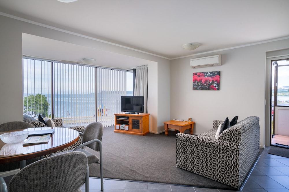 Taupo Ika Nui