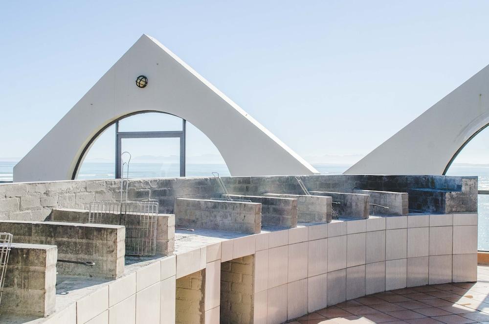 Strand Pavilion