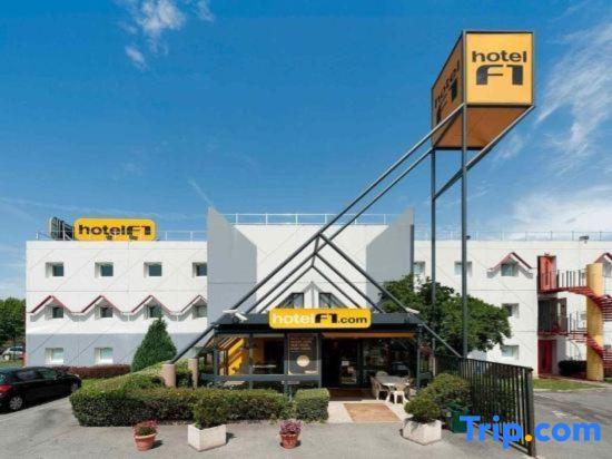 hotelF1 Angers Sud