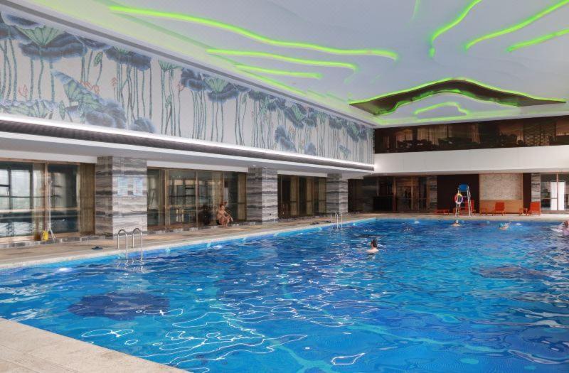 Howard Johnson Huachen All-Suites Apartment Hotel