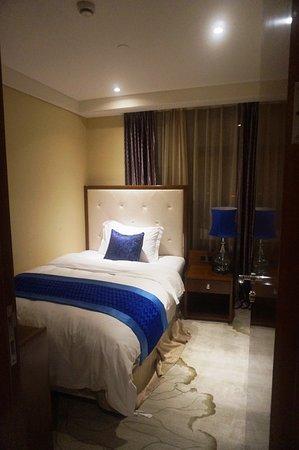 Howard Johnson Huachen All-Suites Apartment Hotel
