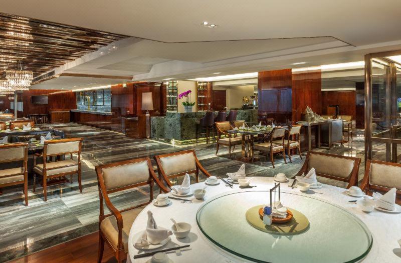 Howard Johnson Huachen All-Suites Apartment Hotel