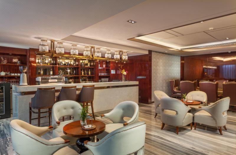 Howard Johnson Huachen All-Suites Apartment Hotel