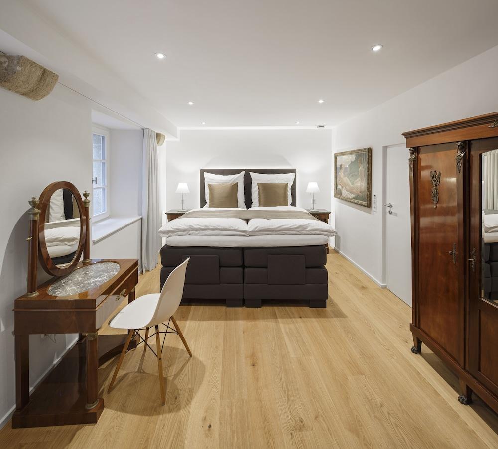 Domresidenz Apartment Suites