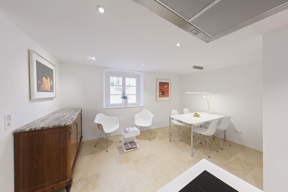 Domresidenz Apartment Suites