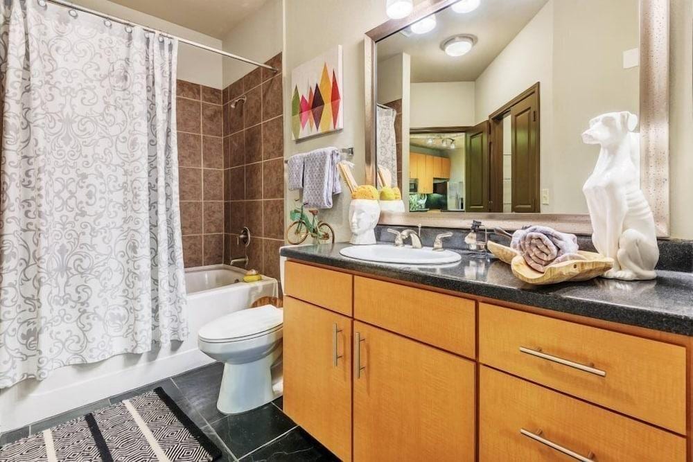 Oakwood at Mosaic South