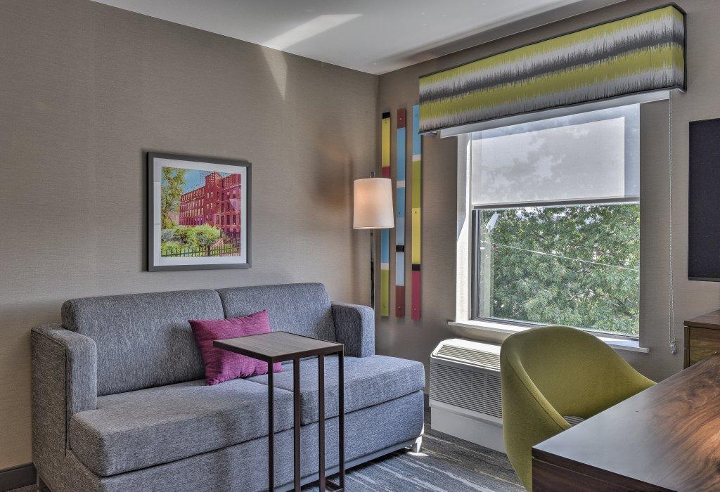 Hampton Inn & Suites Keene, NH