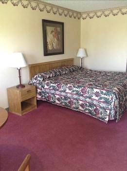 Dollinger's Motor Inn