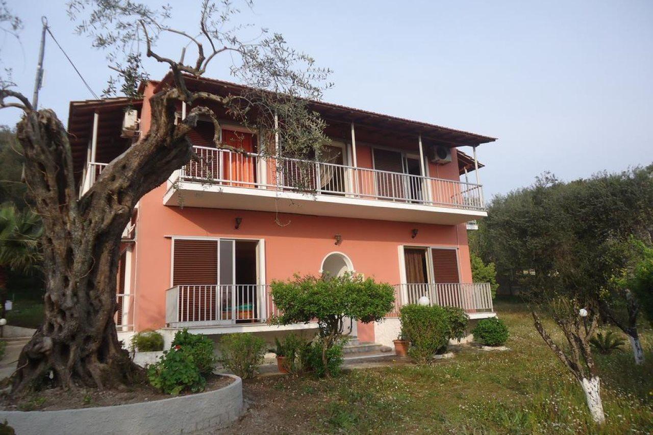 Ilias Apartments