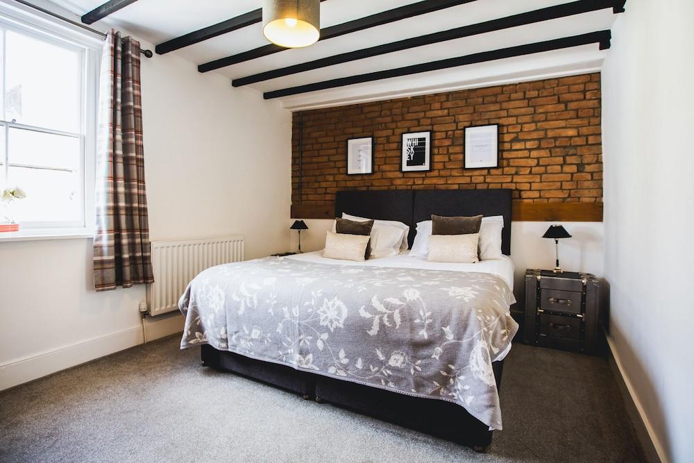 No 8 Accommodation
