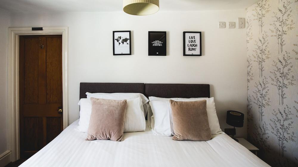 No 8 Accommodation
