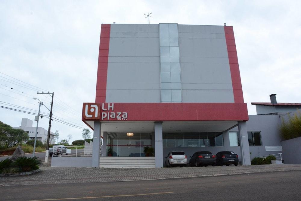 Lh Plaza Hotel