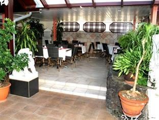Central Hotel