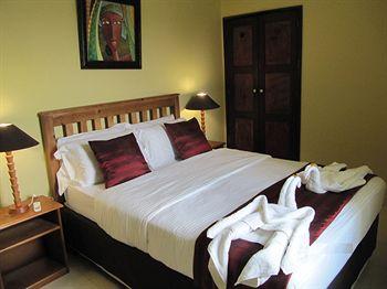 The Waves Lodge