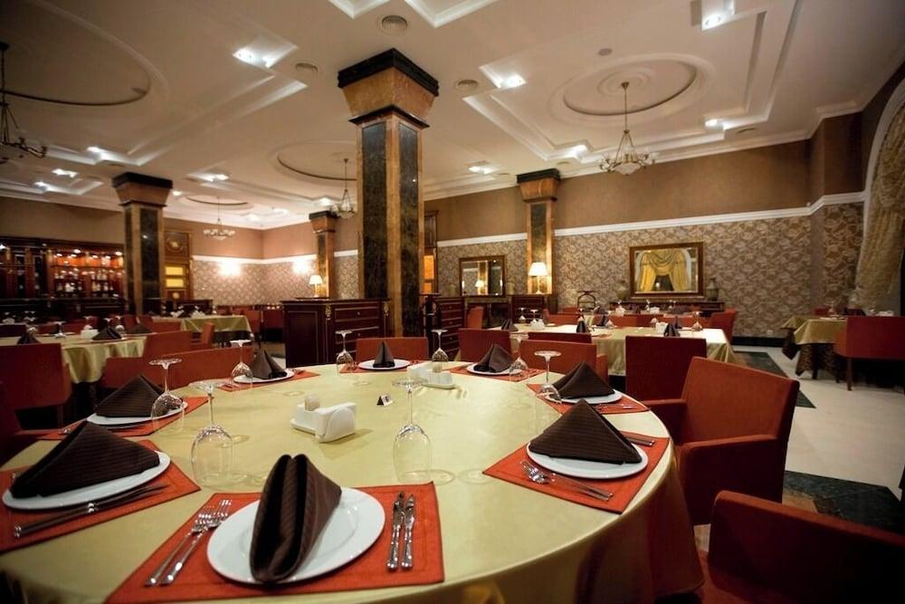 Kainar Hotel