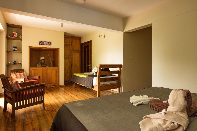 Happy Days Guest House
