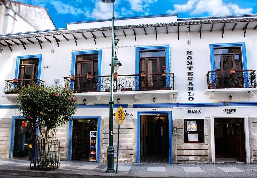 Hotel Montecarlo