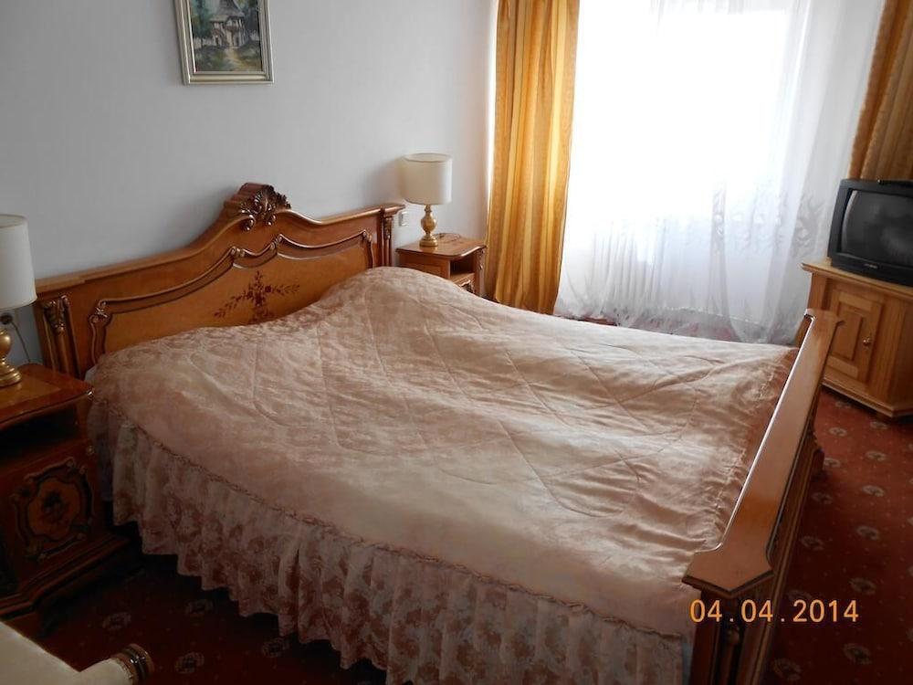 Hotel Cetate Imparatul Romanilor
