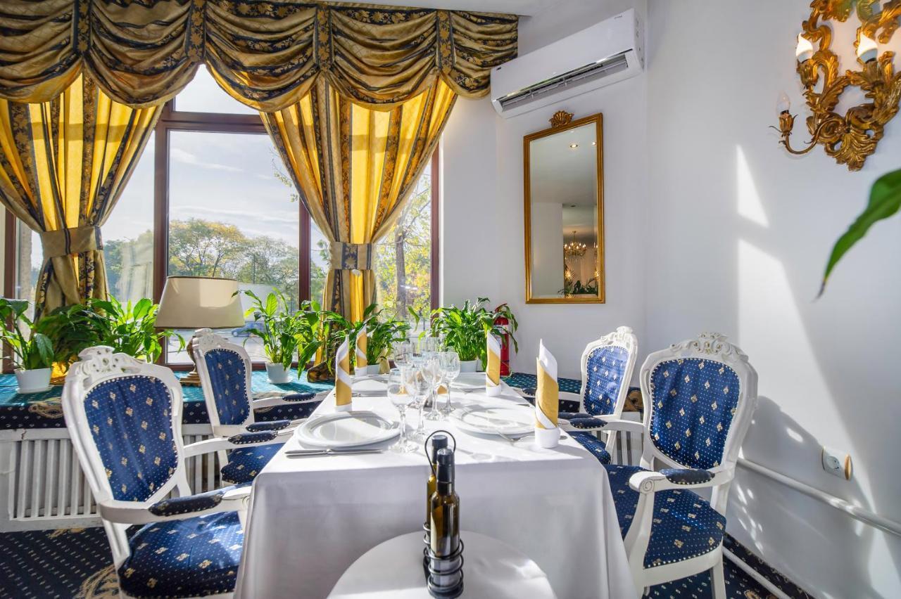 Hotel Cetate Imparatul Romanilor