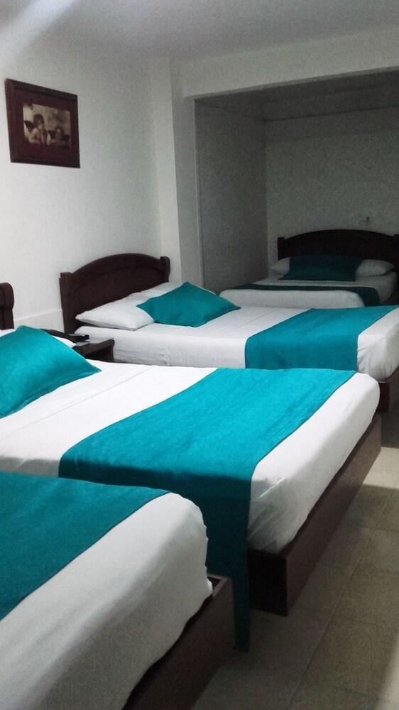 Hotel Center