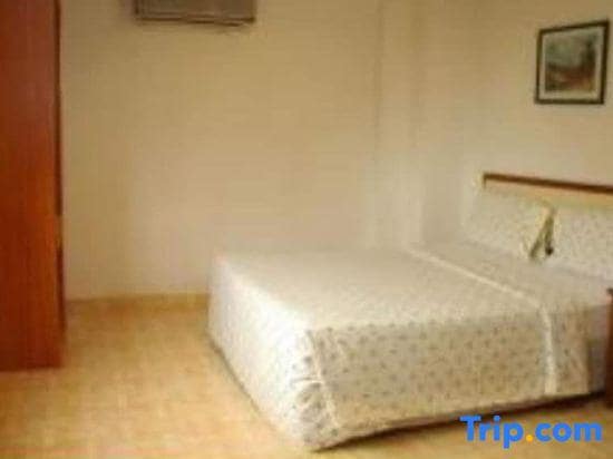 T S Hotel Taman Rinting