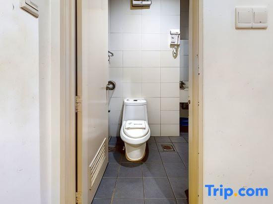 De' Viana Hotel and Apartment