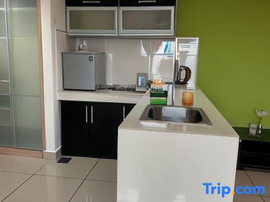 De' Viana Hotel and Apartment