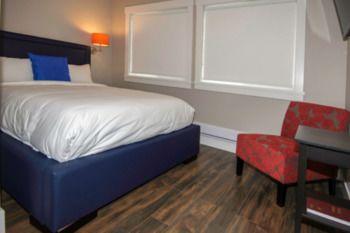 Queens Hotel